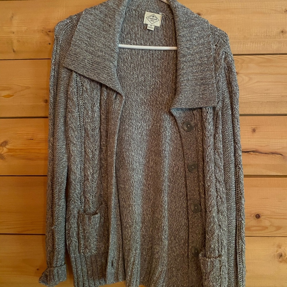Grey sweater